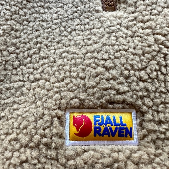 Women’s Fjallraven Vardag Pile Fleece Vest XS-S - Picture 2 of 3